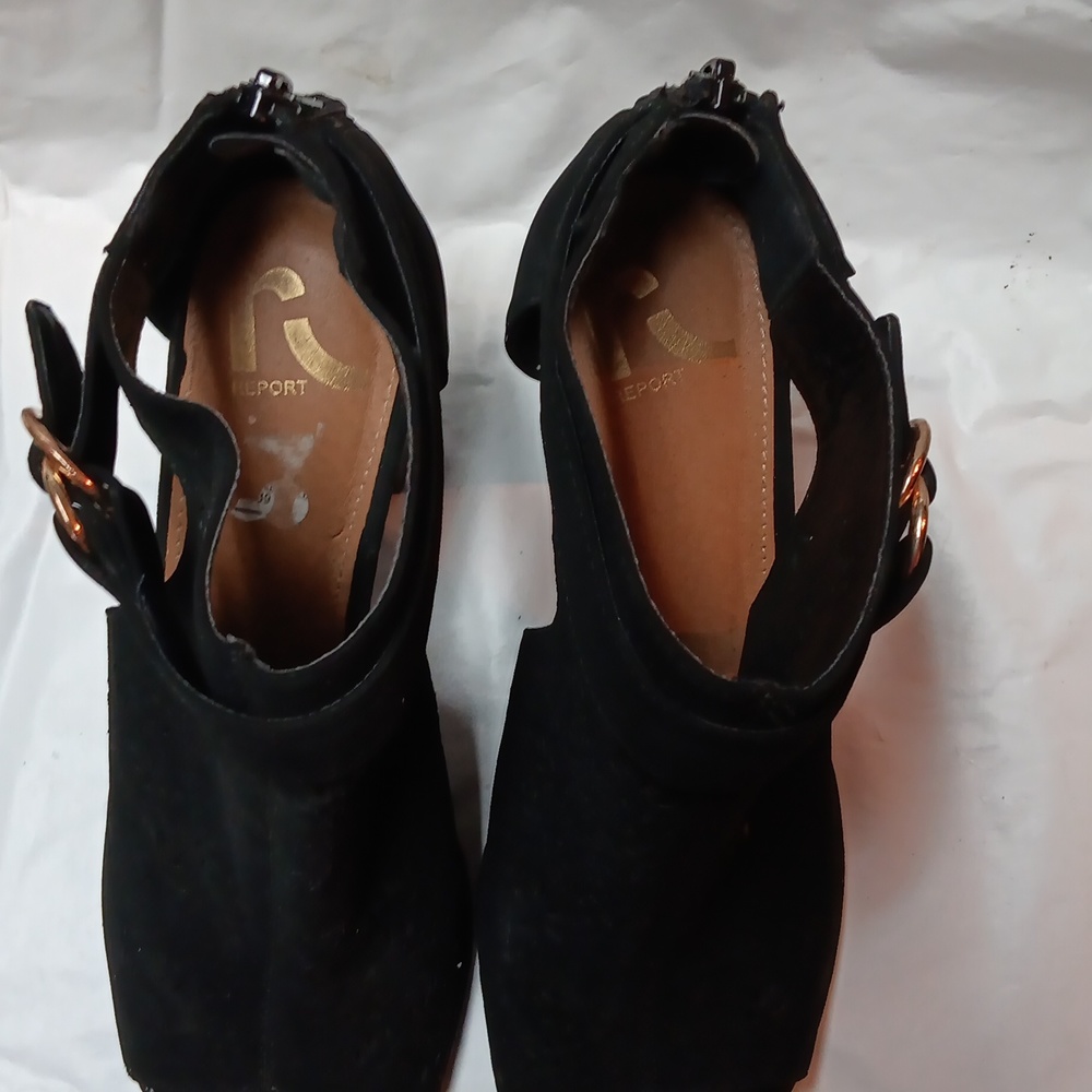 Report Elegant Black Women's Block Heeled Sandals Size 7 - Picture 5 of 12